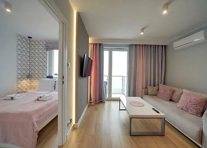 Pink Lesne Tarasy Apartment Dziwnowek